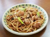 津山名物ホルモンうどん